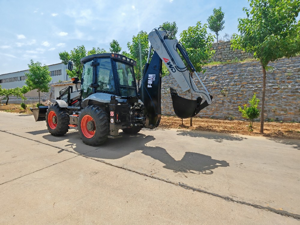 FM425S Backhoe Loader